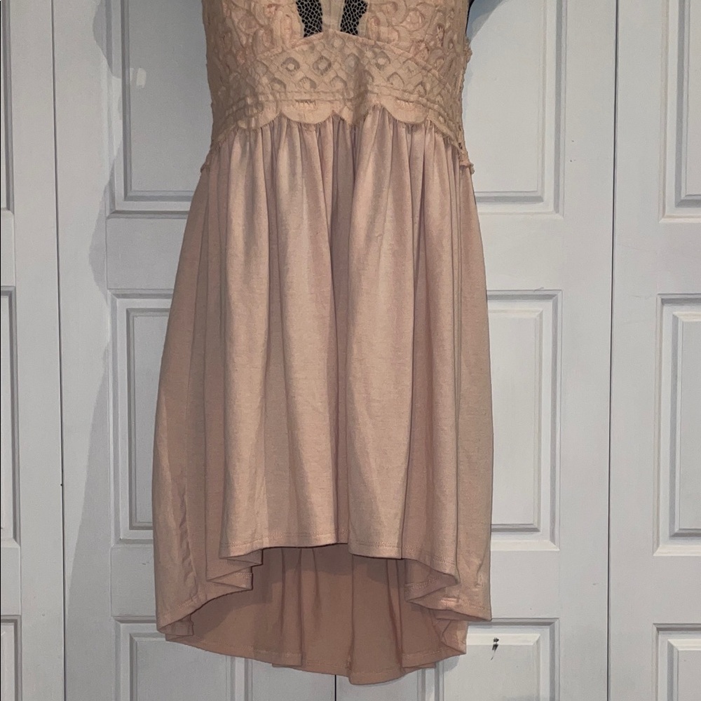 Zenana Outfitters Dusty Blush Lace High Low Cami - Picture 3 of 10